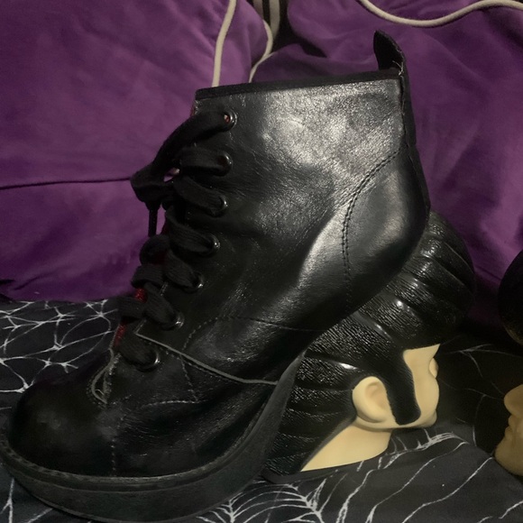 RARE Irregular Choice Elvis Heeled Booties - Picture 10 of 11